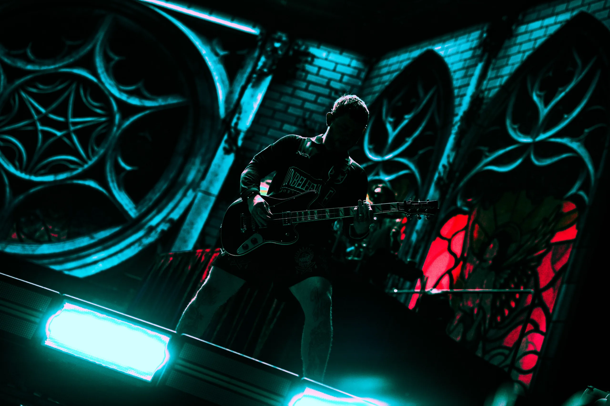 BMTH FERRARA // 12