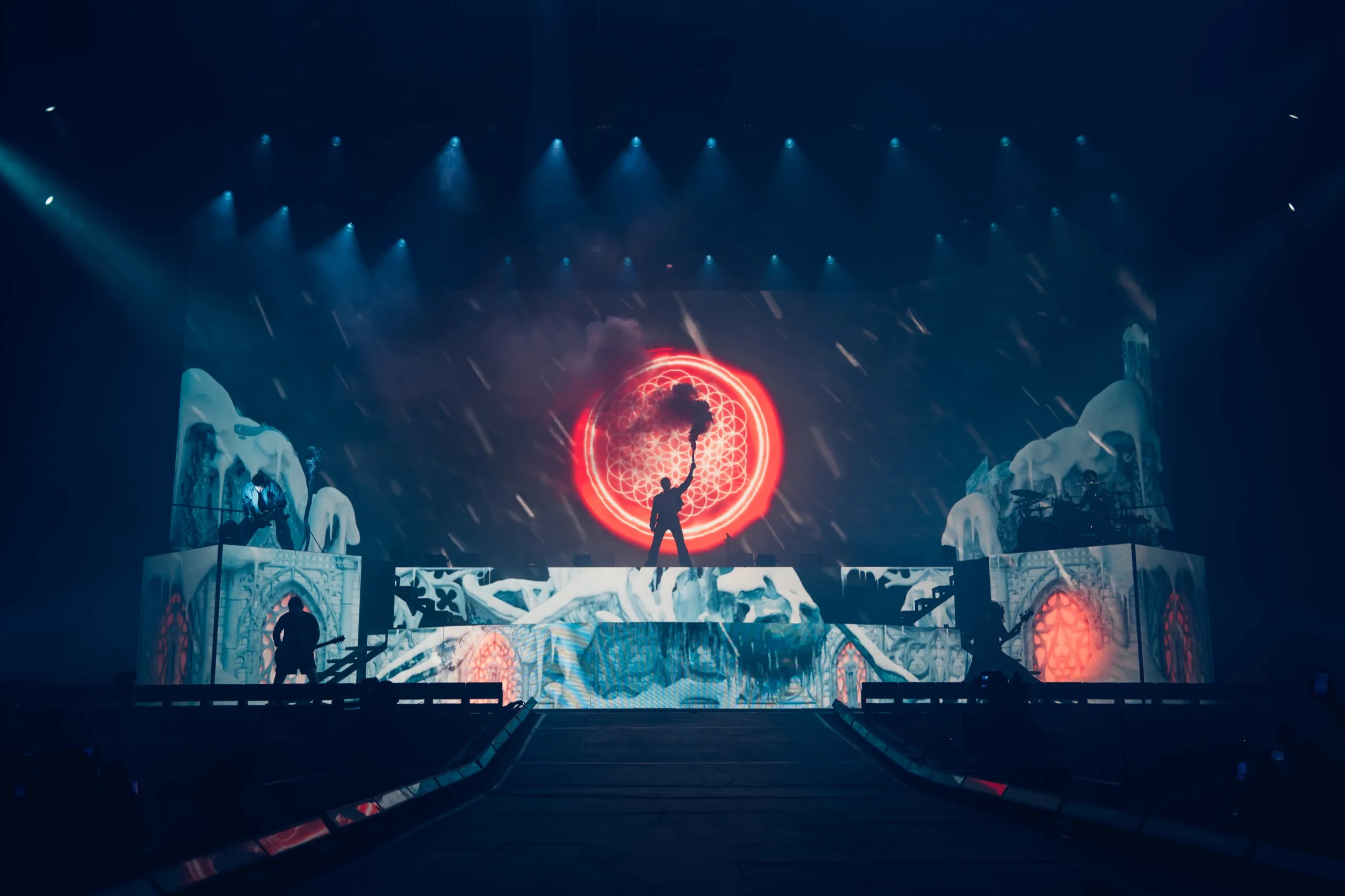 BMTH FERRARA // 19