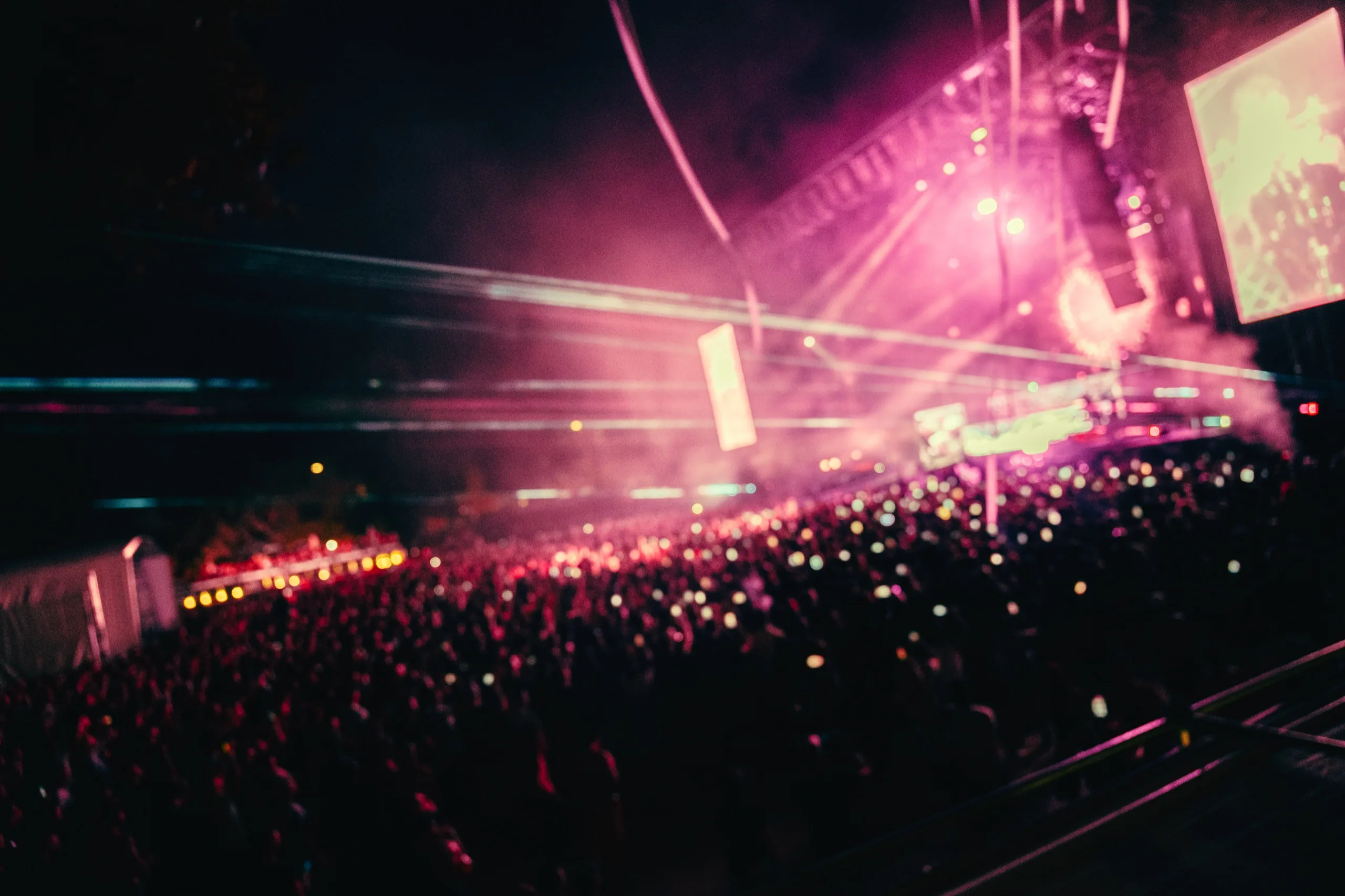 BMTH FERRARA // 23